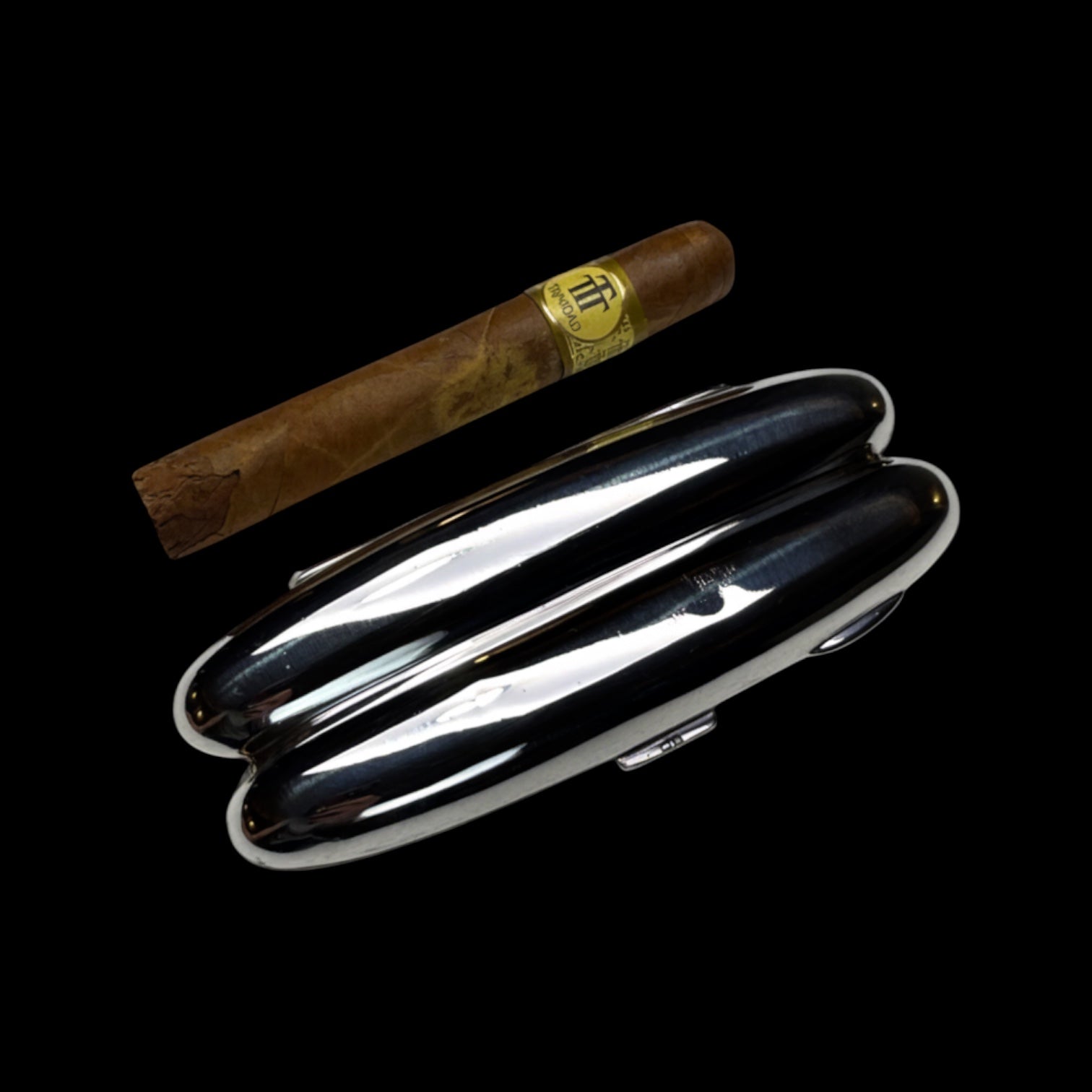 Sterling Silver Double Cigar Case: 1900 in Chester, John Millward Banks, England.