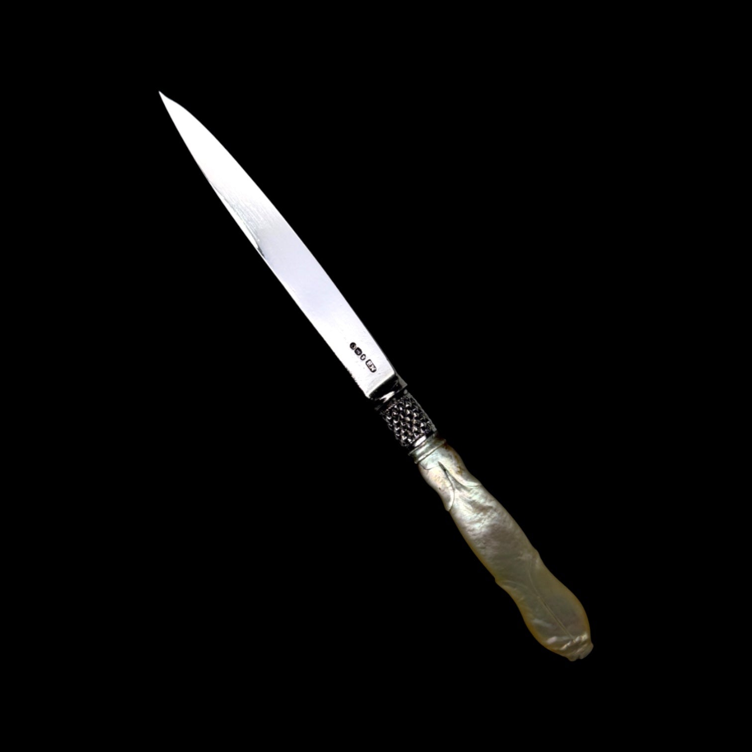 Antique Letter Opener. Sterling Silver and Mother of Pearl. 1809, England.
