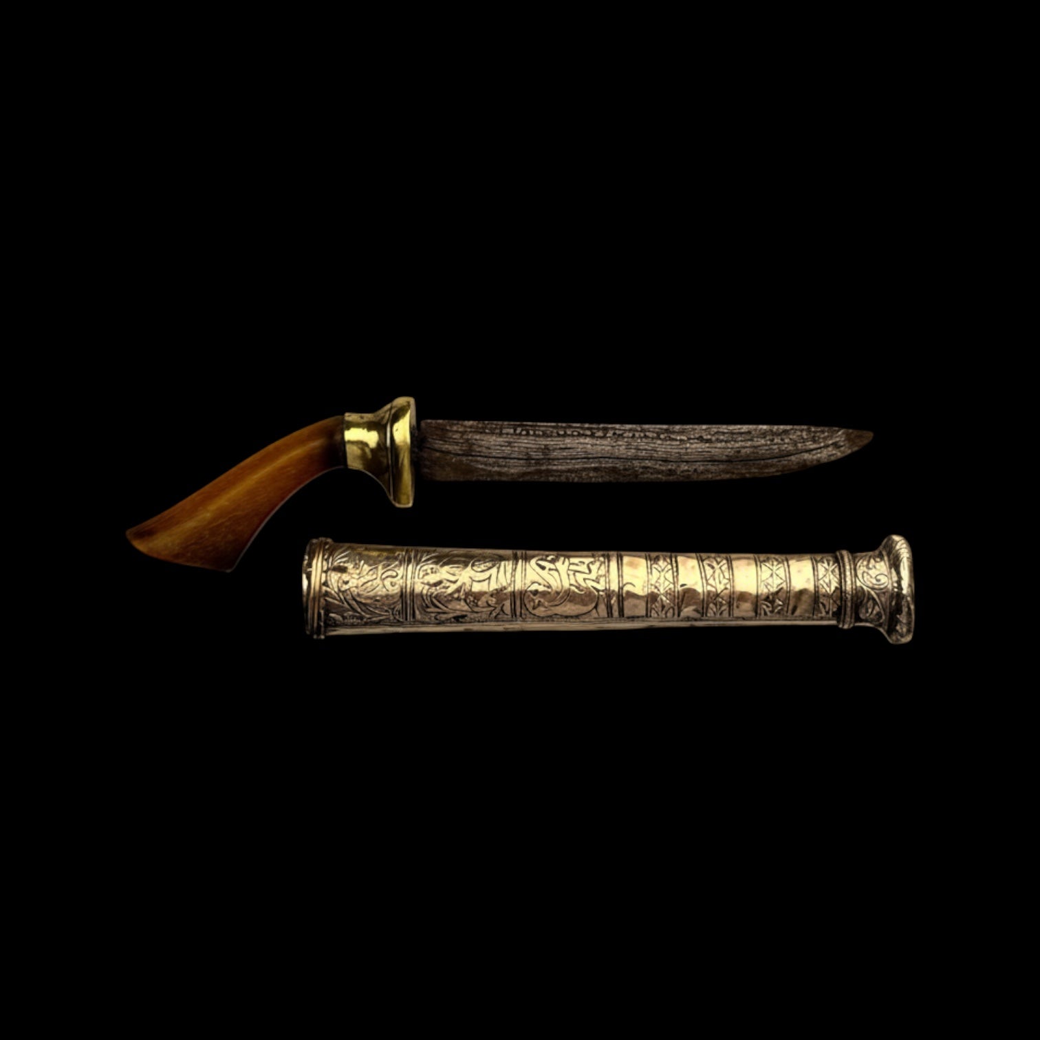 Antique Indian Horn-Handled Knife. Silver Sheath. Circa 1900.