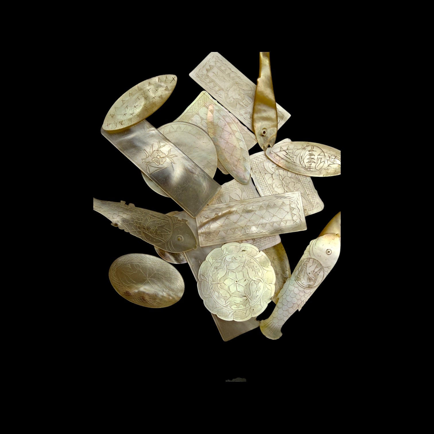 Antique Mother of Pearl Gaming Counters. 18th-19th Century.