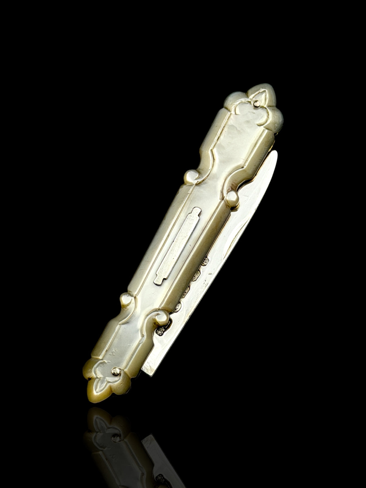 Pocket knife by John Yeomans Cowlishaw, 1861.