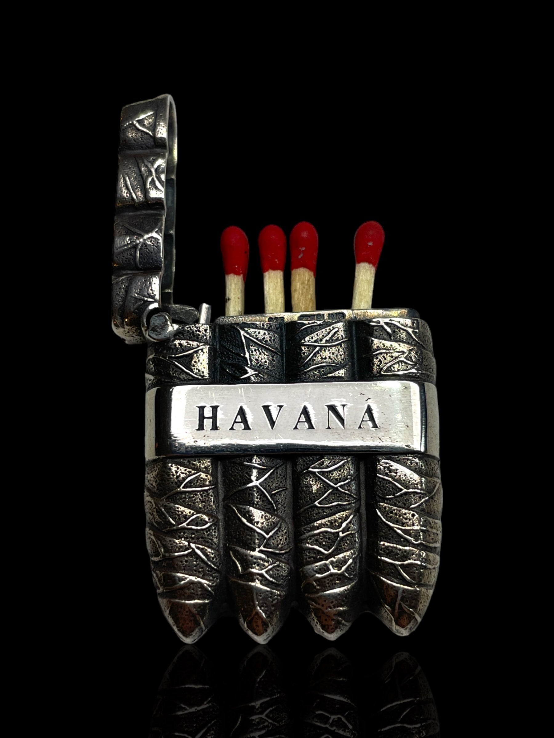 Exceptional Vintage Cigar-shaped Sterling Silver Vesta (Match Holder) . Engraved 'Havana'.