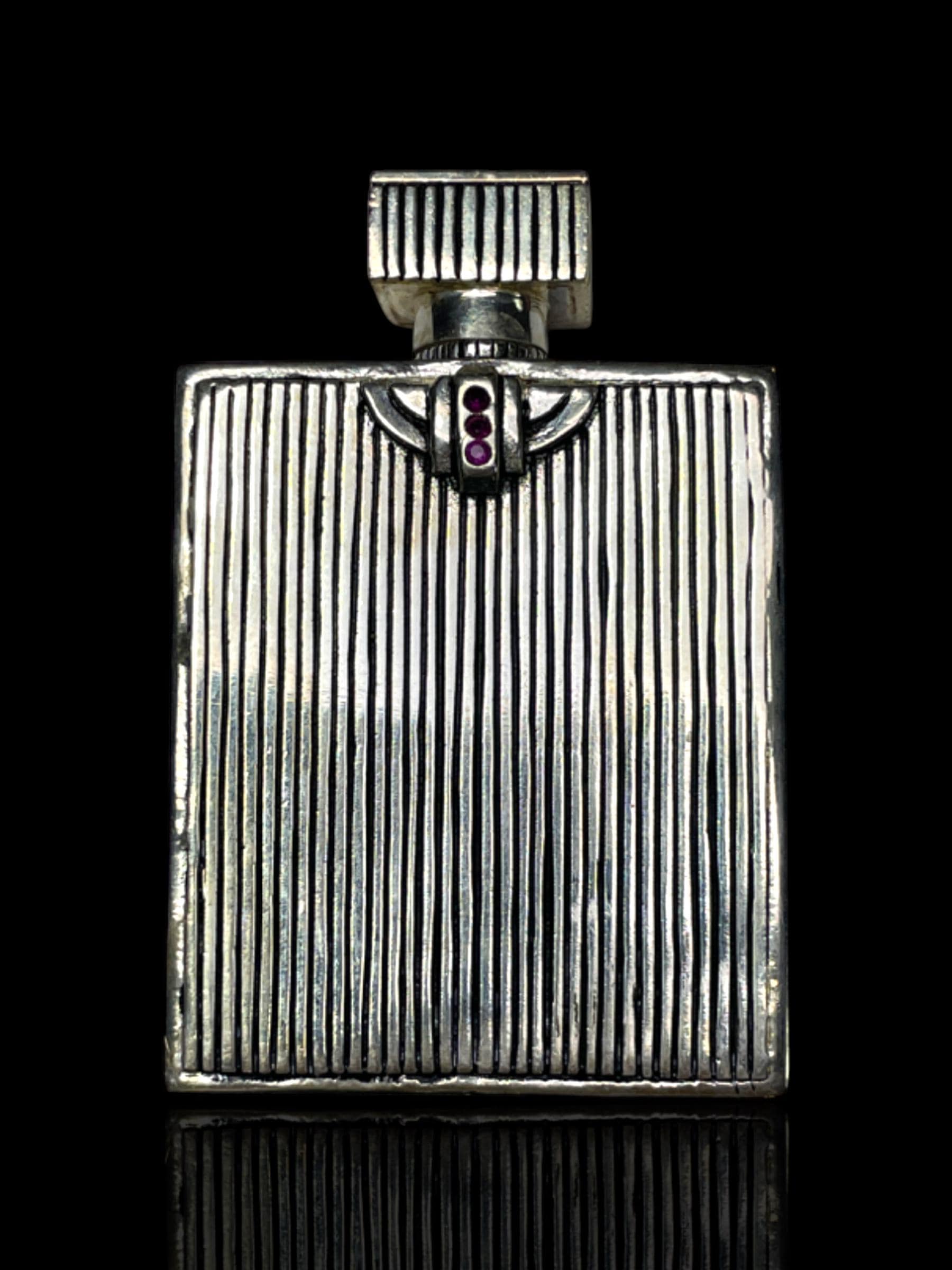 Art Deco Style Hip-Silver Flask with Enamel Nude and American Flag Motif. Cased.