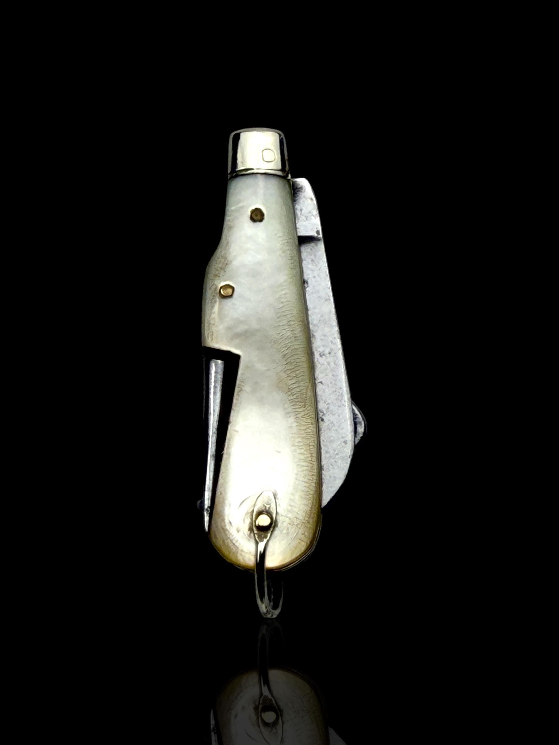 Vintage Pocker Knife Key Ring. Early 19th Century, Mother of Pearl and Steel.