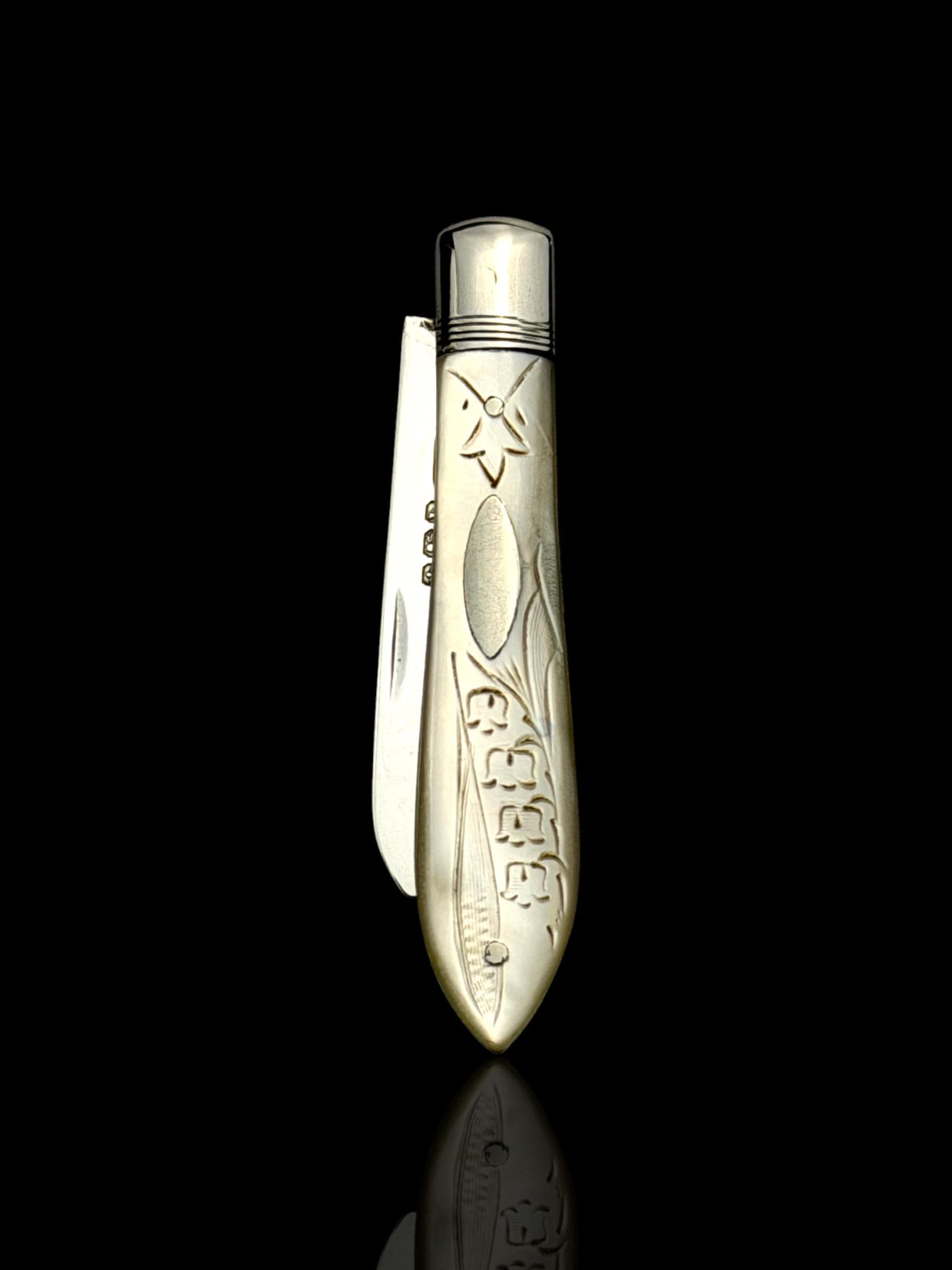 Antique Pocket Knife. 1925, Mother of Pearl and Sterling Silver.