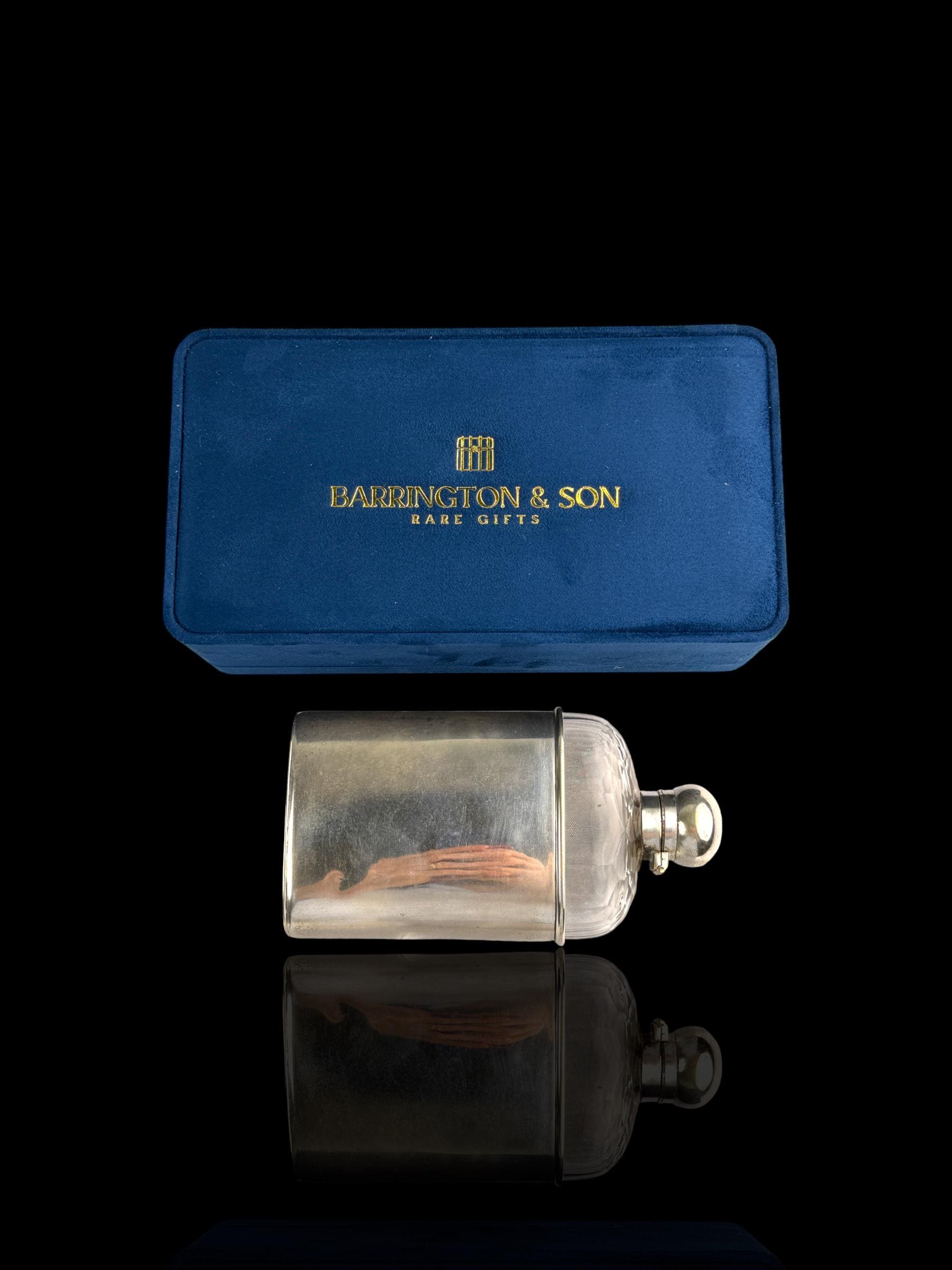 Vintage Silver Plate Hip Flask. Cased.