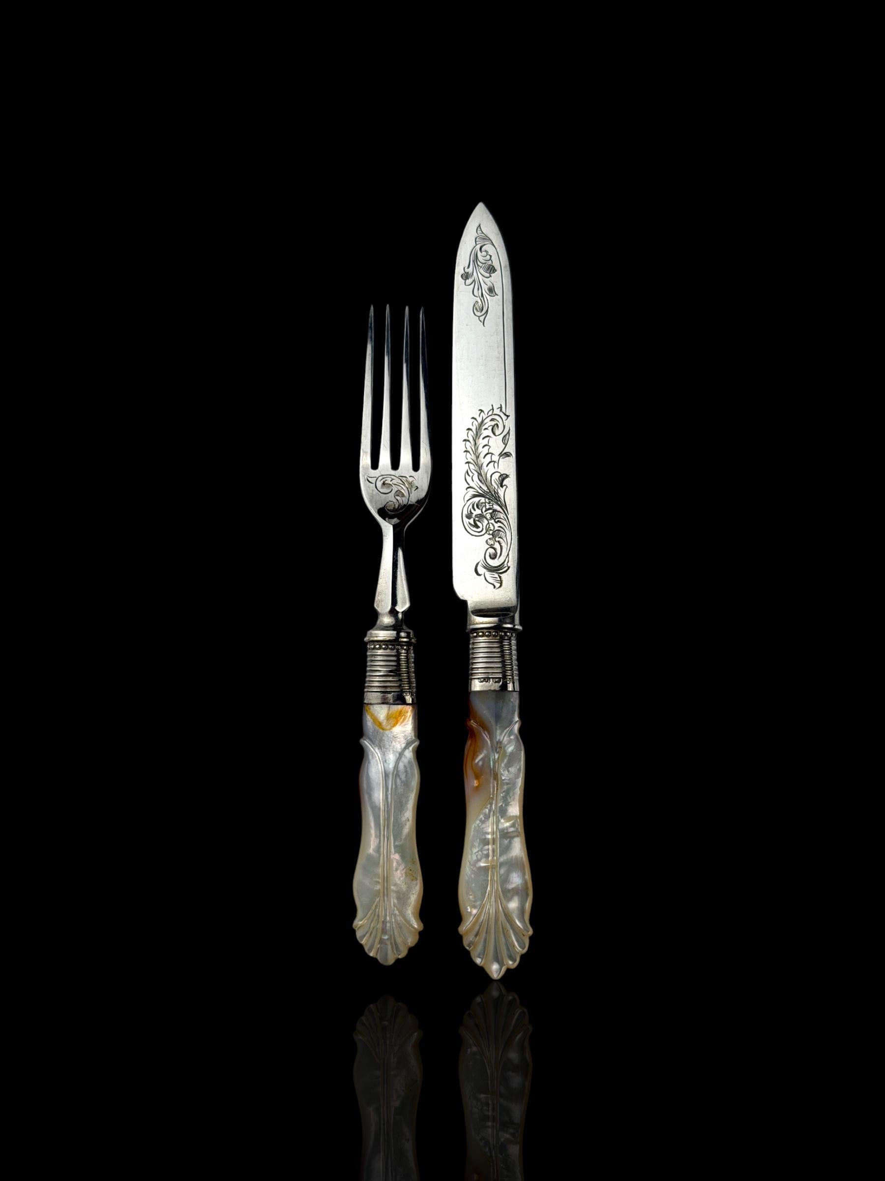 Cutlery Set. Mother of Pearl and Silver Plate. Circa 1900.