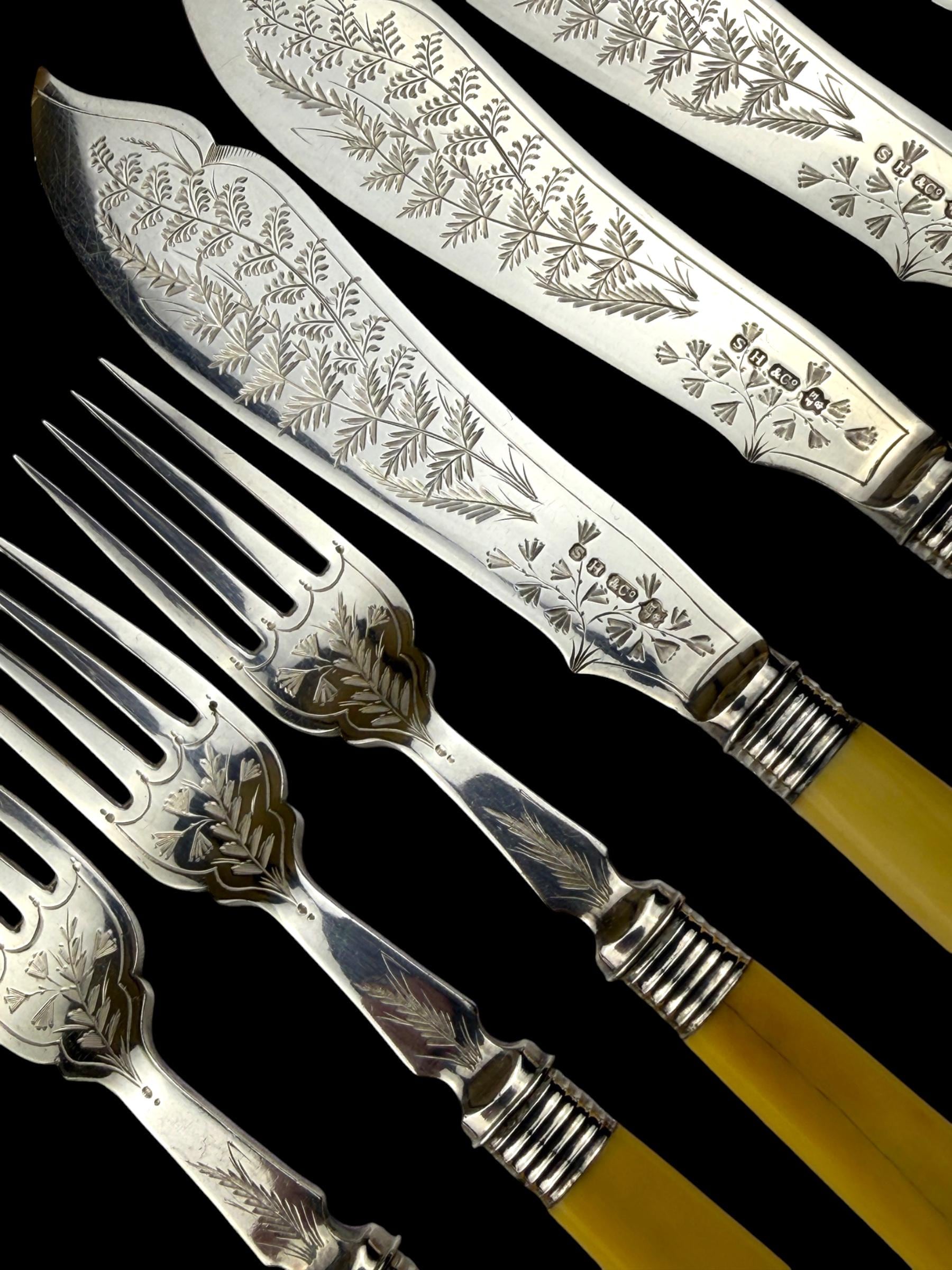 24pc Fish Cutlery Set in Impressive Presentation Case. Mother of Pearl and Silver Plate.