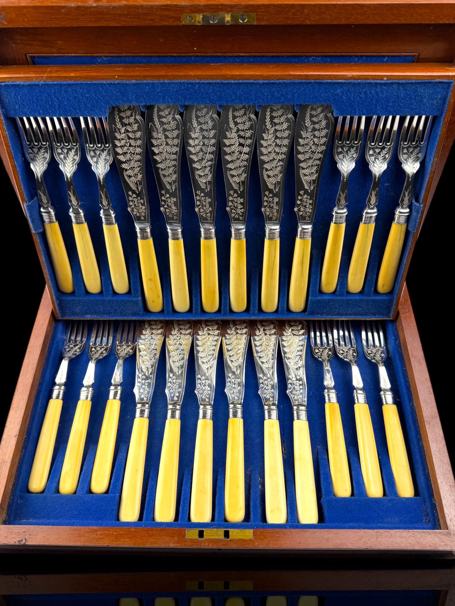 24pc Fish Cutlery Set in Impressive Presentation Case. Mother of Pearl and Silver Plate.