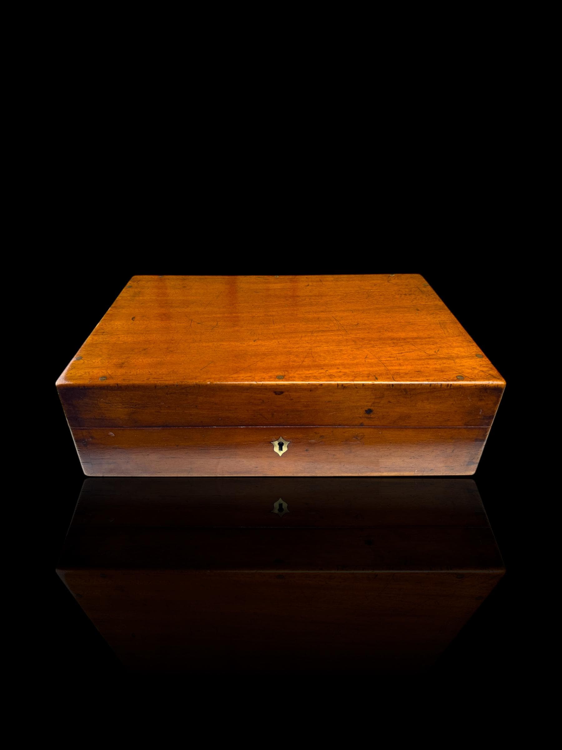 Antique Mahogany Shotgun Cartridge Case with Key - 84 Shell Capacity.