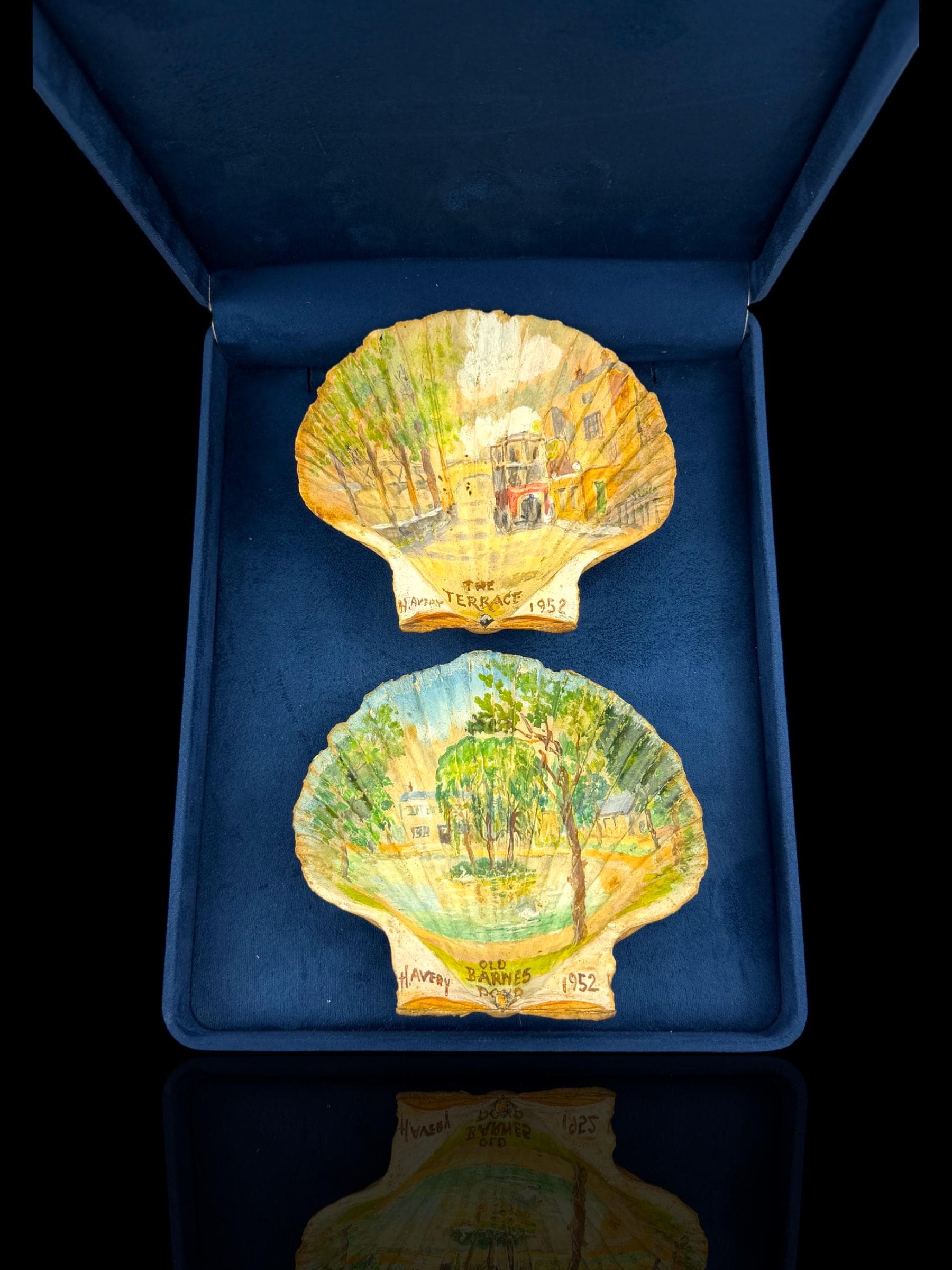 Pair of Hand-Painted 1952 British Souvenir Scallop Shells – Barnes, London – Signed H. Avery